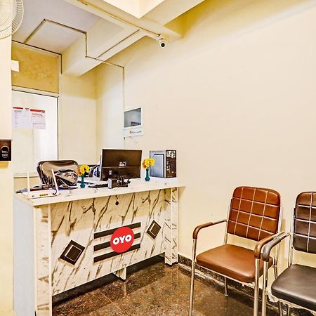 Oyo Happy Stay Hotels Hyderabad Exterior photo