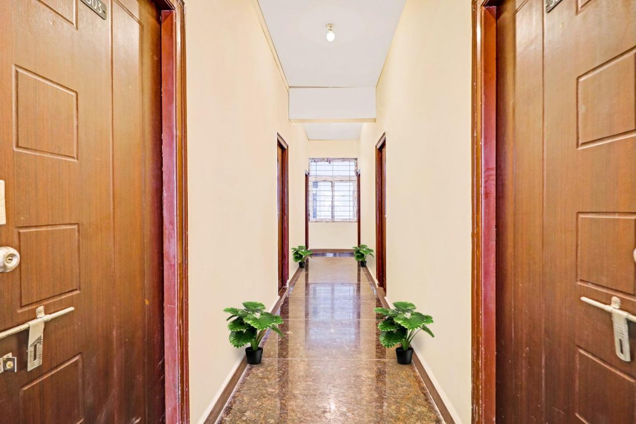 Oyo Happy Stay Hotels Hyderabad Exterior photo